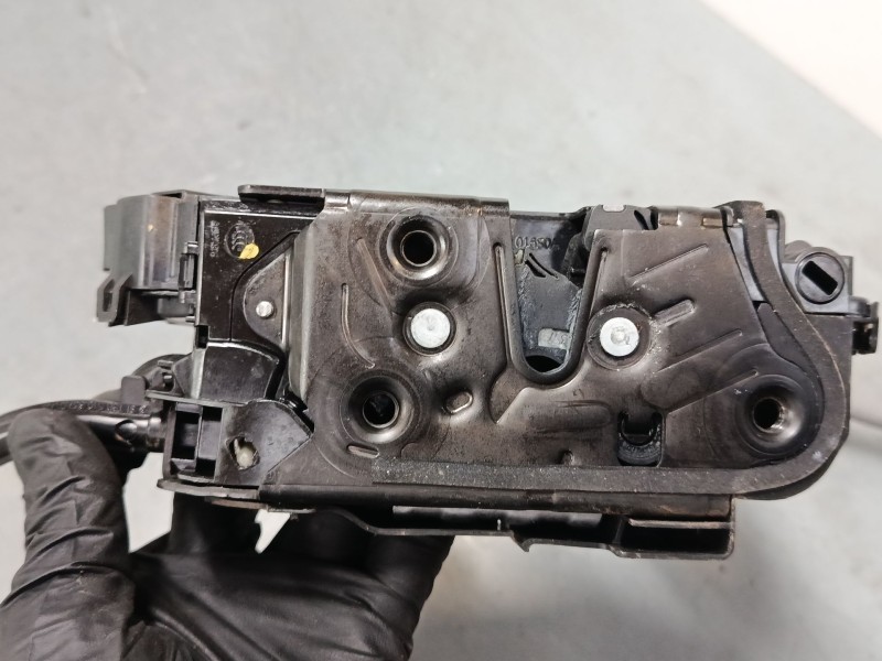 Recambio de cerradura puerta delantera derecha para volkswagen tiguan (ad1, ax1) 2.0 tdi referencia OEM IAM 5NB837016E  