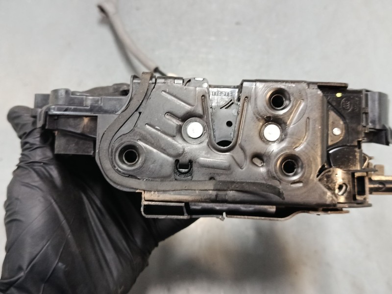 Recambio de cerradura puerta delantera izquierda para volkswagen tiguan (ad1, ax1) 2.0 tdi referencia OEM IAM 5NB837015E  