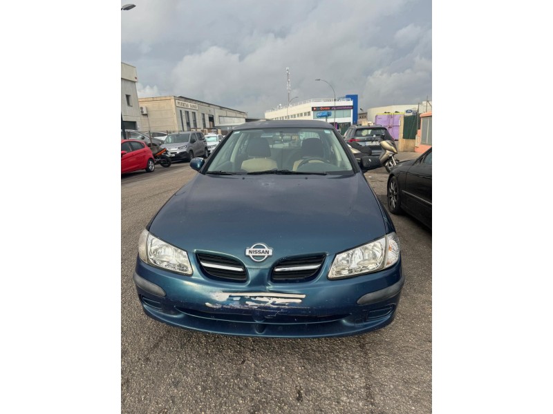 nissan almera ii hatchback (n16) del año 2001