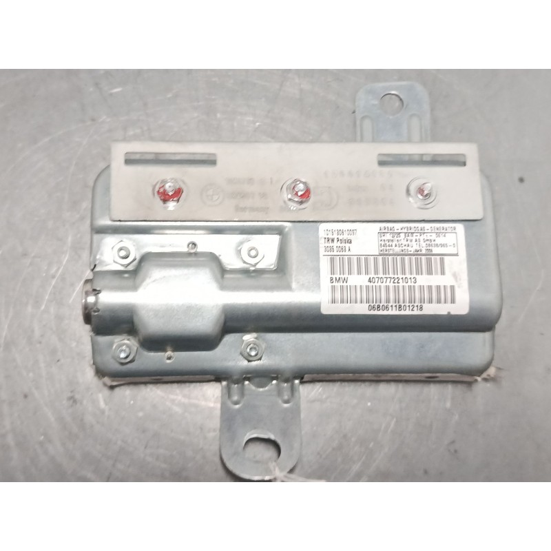 Recambio de airbag de puerta trasero izquierdo para bmw 7 (e65, e66, e67) 730 i, li referencia OEM IAM 407077221013  