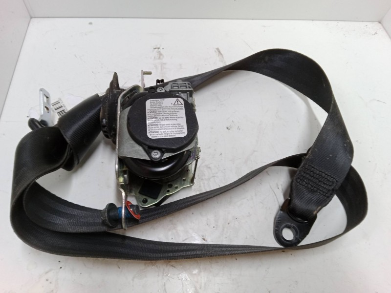 Recambio de cinturon seguridad delantero izquierdo para kia cee´d hatchback (ed) 1.6 crdi 115 referencia OEM IAM   