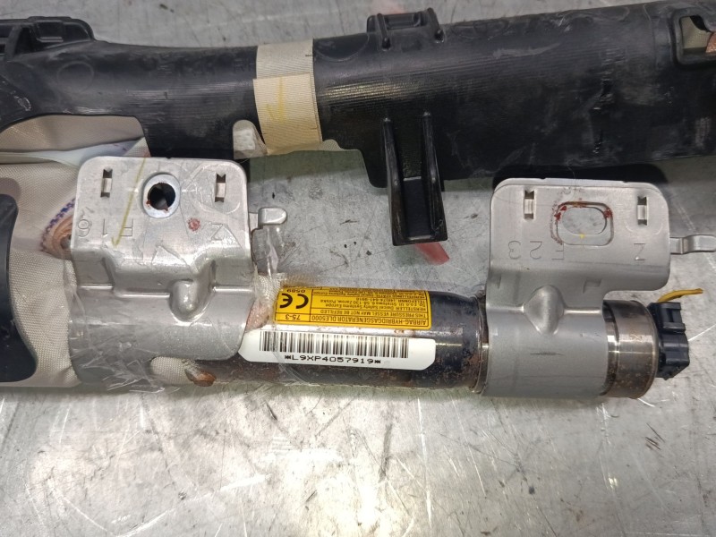 Recambio de airbag lateral delantero derecho para peugeot 108 1.2 referencia OEM IAM 5XDANB801974  