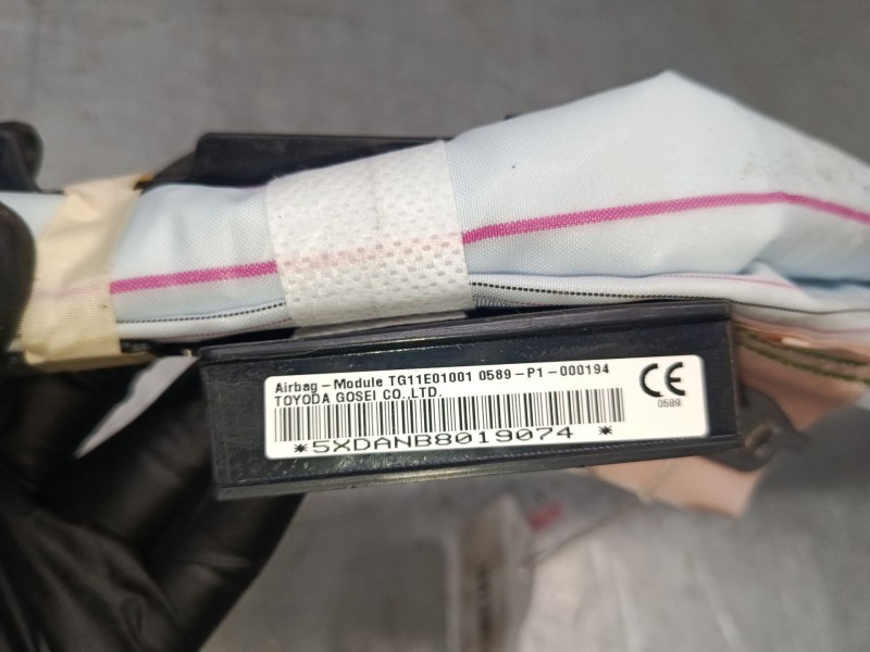 Recambio de airbag lateral delantero derecho para peugeot 108 1.2 referencia OEM IAM 5XDANB801974  