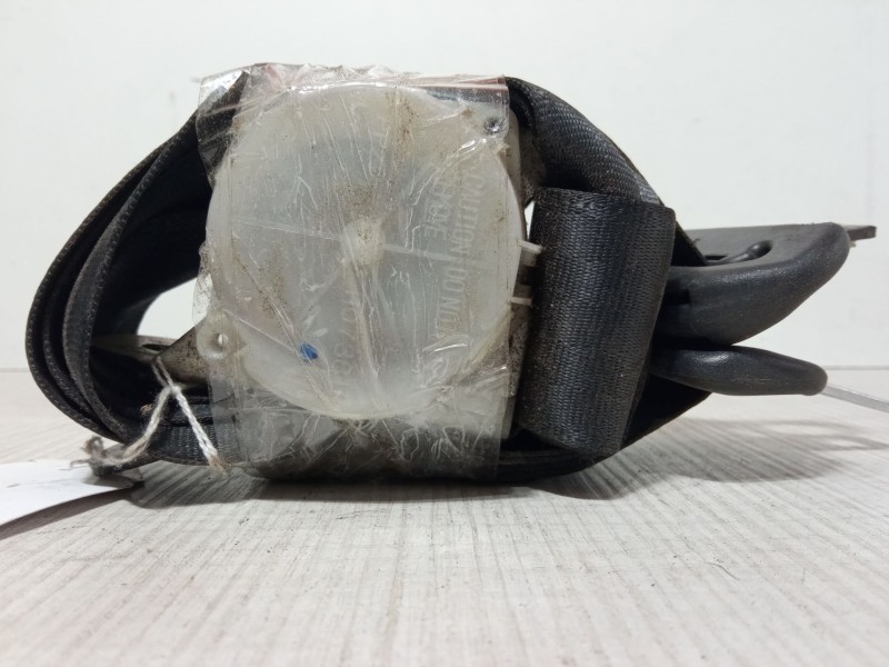 Recambio de cinturon seguridad trasero derecho para peugeot 107 (pm_, pn_) 1.4 hdi referencia OEM IAM H073811  