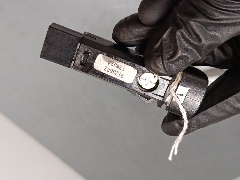 Recambio de warning para volvo v40 hatchback (525) d2 referencia OEM IAM 9123682  