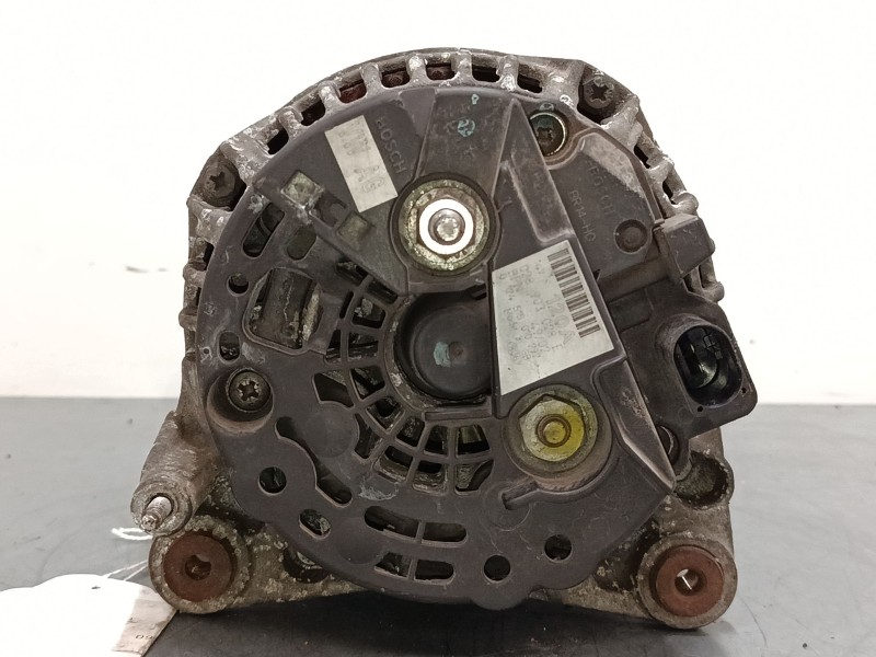 Recambio de alternador para seat ibiza iii (6l1) 1.9 tdi referencia OEM IAM 028903028E  