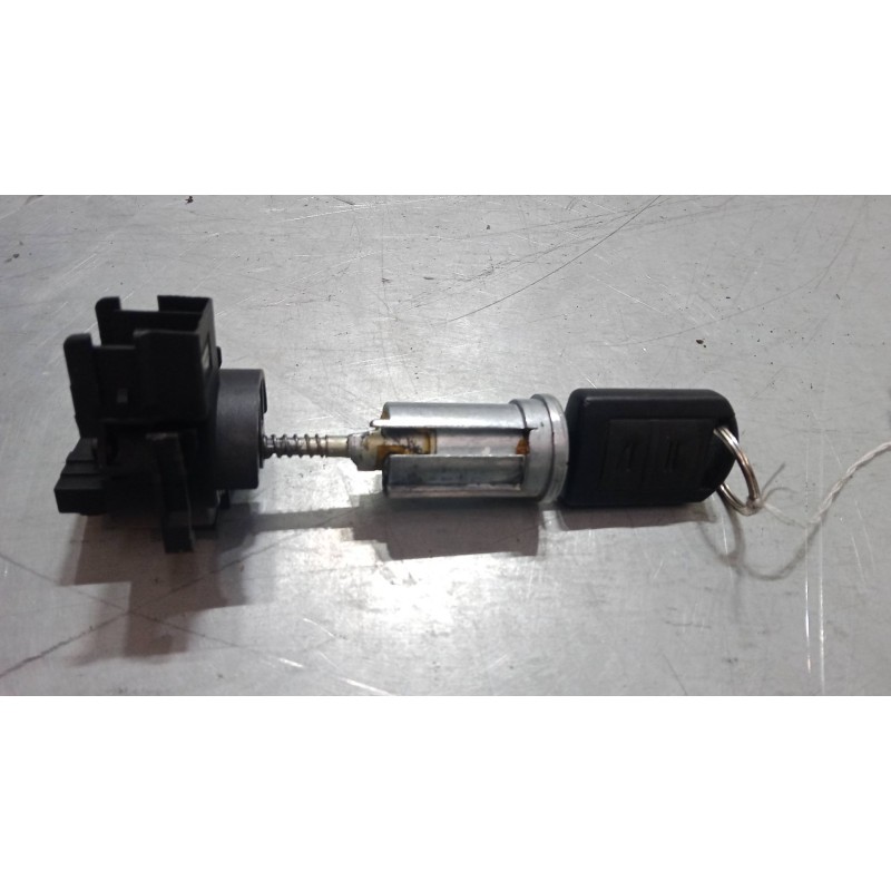 Recambio de clausor para opel corsa c (x01) 1.2 (f08, f68) referencia OEM IAM   