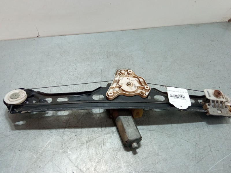 Recambio de elevalunas electrico trasero derecho para mercedes-benz clase c (w203) c 220 cdi (203.006) referencia OEM IAM A20382