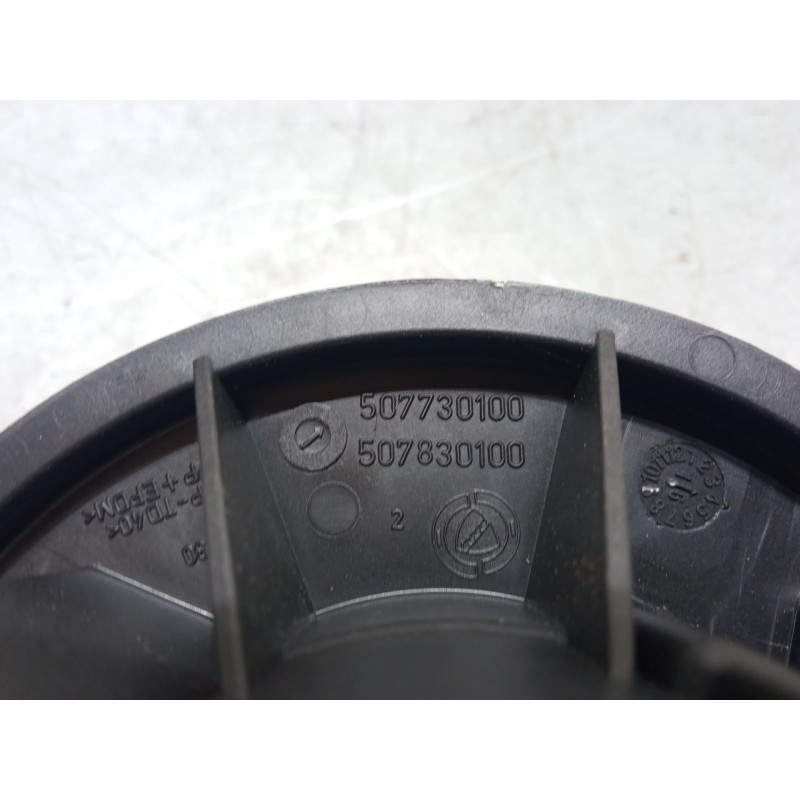 Recambio de motor calefaccion para fiat doblo furgoneta/monovolumen (223_) 1.3 jtd 16v multijet referencia OEM IAM 5t743  