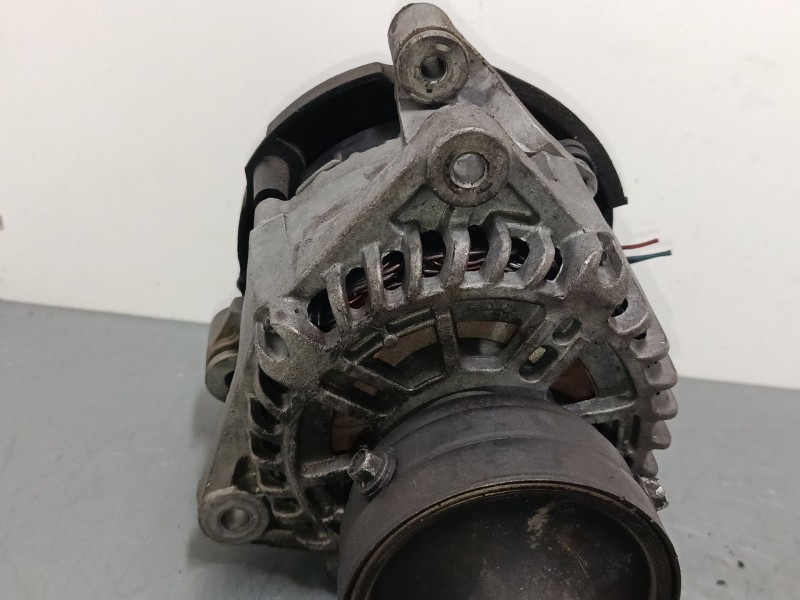 Recambio de alternador para ford tourneo connect 1.8 tdci /tddi /di referencia OEM IAM 0986049181  