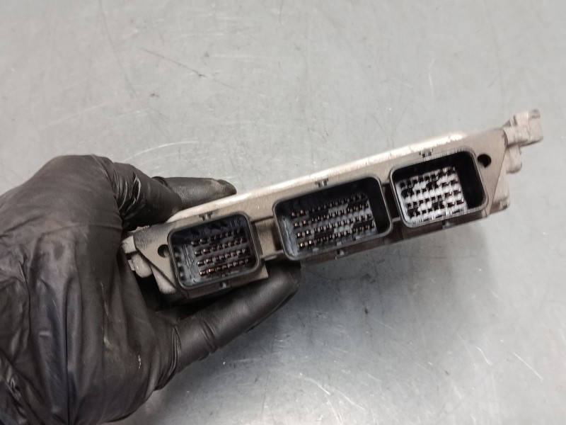 Recambio de centralita motor uce para peugeot 207/207+ (wa_, wc_) 1.6 hdi referencia OEM IAM 9664843780 9664843780 