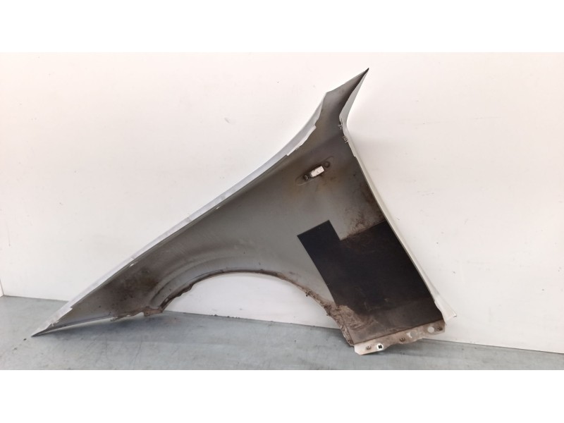 Recambio de aleta delantera derecha para bmw 1 (e87) 120 d referencia OEM IAM   