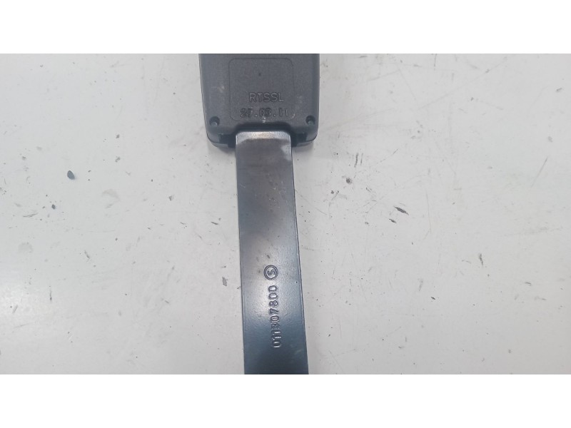 Recambio de anclaje cinturon delantero derecho para suzuki alto vii (gf, ha25_, ha35_) 1.0 (amf310) referencia OEM IAM   