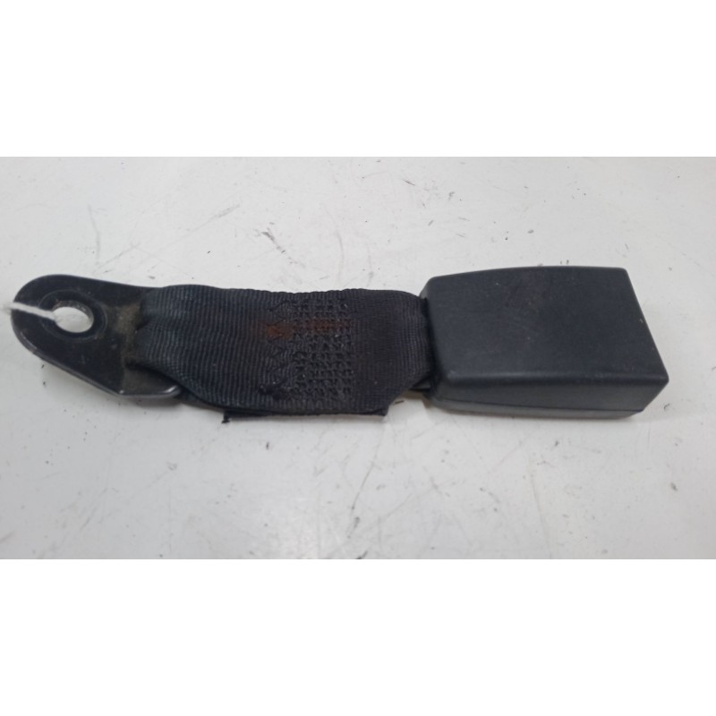 Recambio de anclaje cinturon trasero derecho para suzuki alto vii (gf, ha25_, ha35_) 1.0 (amf310) referencia OEM IAM   