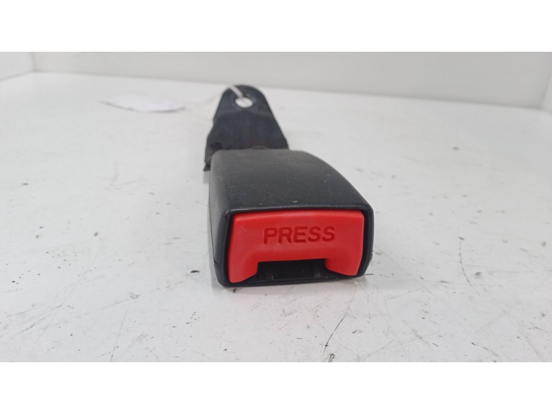 Recambio de anclaje cinturon trasero derecho para suzuki alto vii (gf, ha25_, ha35_) 1.0 (amf310) referencia OEM IAM   