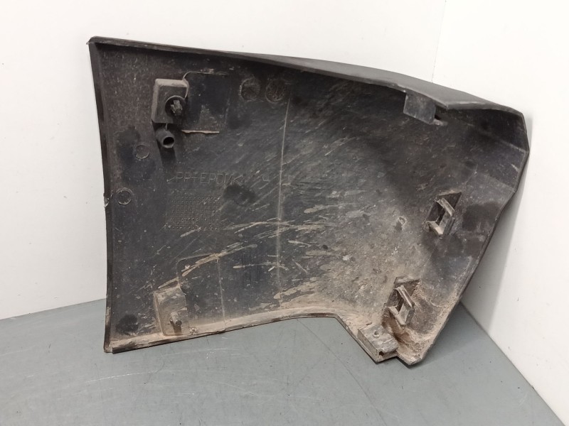 Recambio de puntera paragolpes trasero derecho para ford tourneo connect 1.8 tdci /tddi /di referencia OEM IAM   