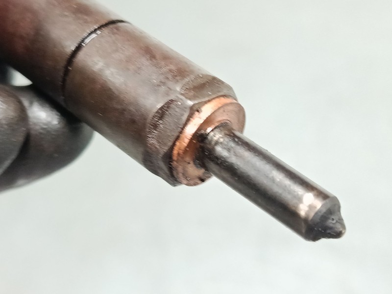 Recambio de inyector para ford tourneo connect 1.8 tdci /tddi /di referencia OEM IAM   