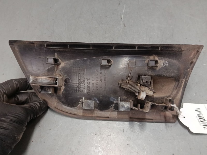 Recambio de maneta exterior puerta delantera derecha para smart forfour referencia OEM IAM A4547600070  