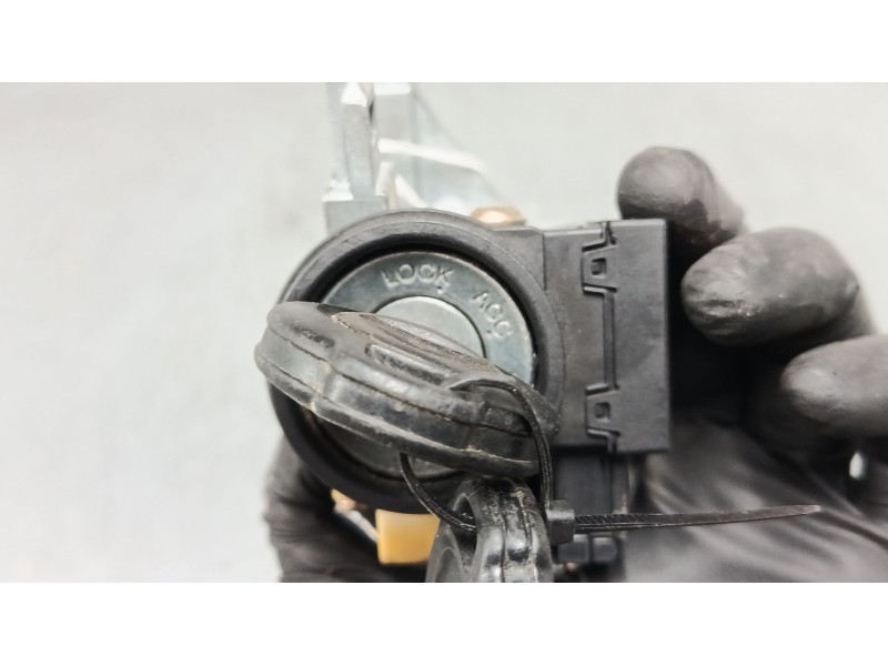 Recambio de clausor para smart forfour referencia OEM IAM 5WK45107 MR587813 