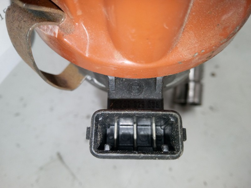 Recambio de delco para volkswagen golf 1.8 gl 19 rv - 2e referencia OEM IAM 20240604  