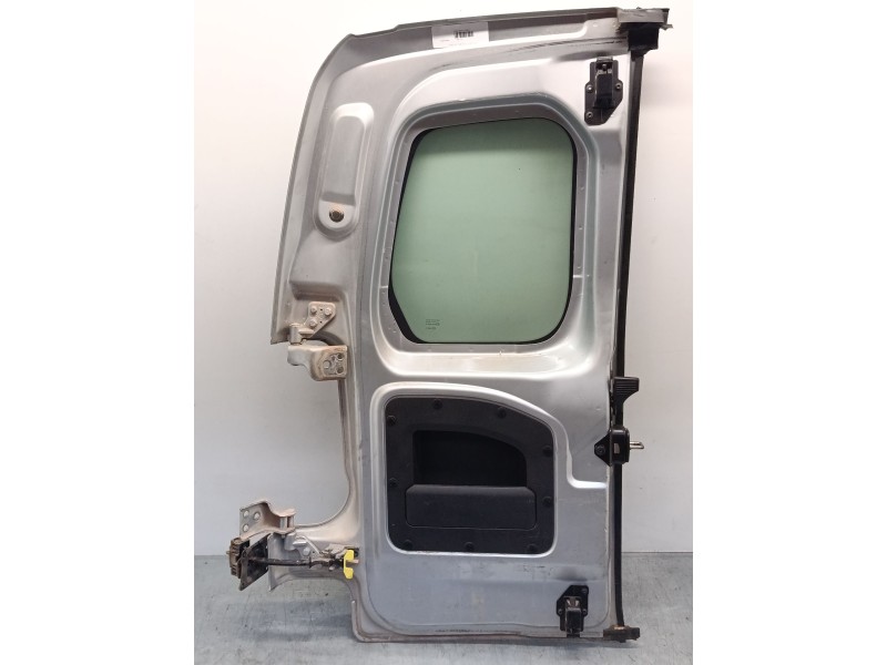 Recambio de porton trasero derecho para peugeot partner tepee 1.6 hdi 90 referencia OEM IAM 8703E4  