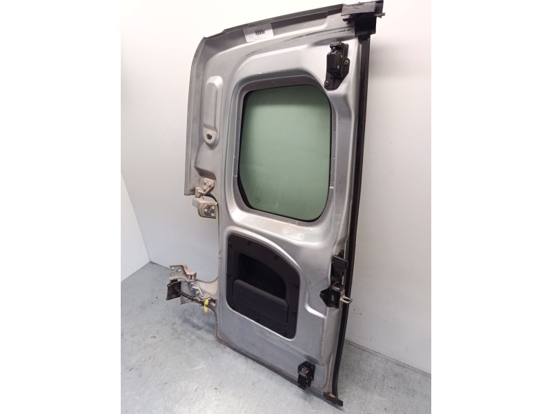 Recambio de porton trasero derecho para peugeot partner tepee 1.6 hdi 90 referencia OEM IAM 8703E4  