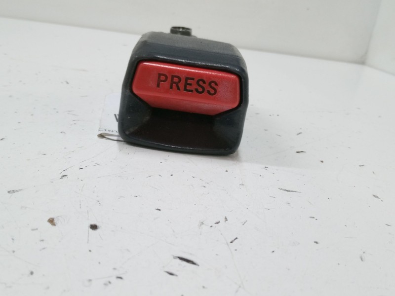 Recambio de anclaje cinturon delantero izquierdo para honda hr-v (gh_) 1.6 16v 4wd (gh2, gh4) referencia OEM IAM   