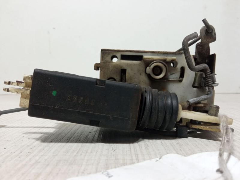 Recambio de cerradura puerta delantera derecha para citroën saxo (s0, s1) 1.5 d referencia OEM IAM   