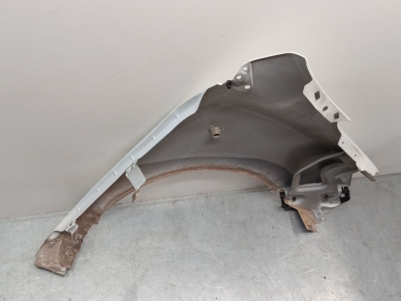 Recambio de aleta delantera izquierda para dacia dokker furgoneta/monovolumen 1.6 lpg referencia OEM IAM   