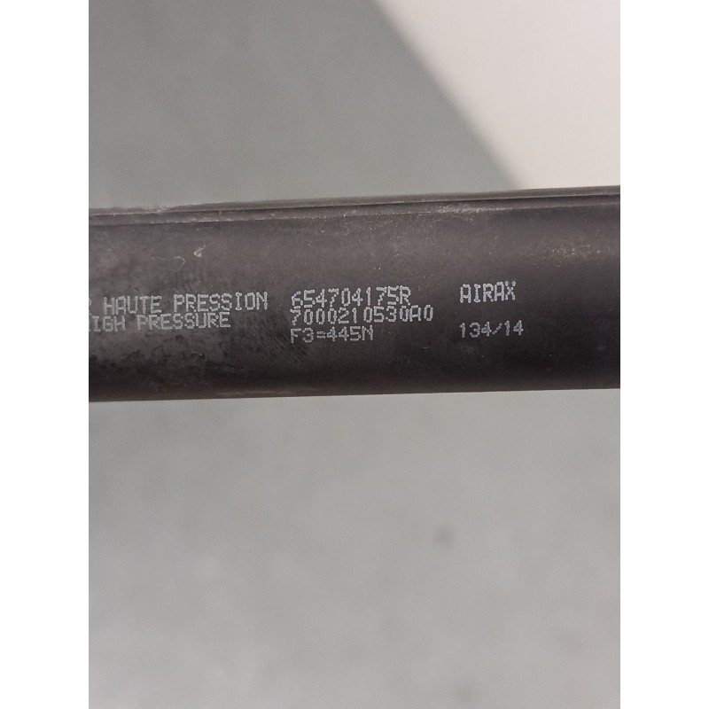 Recambio de amortiguadores malet/porton para dacia dokker furgoneta/monovolumen 1.6 lpg referencia OEM IAM 654704175r 7000210530