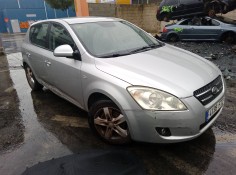 kia cee´d hatchback (ed) del año 2007 2