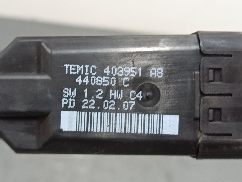 Recambio de motor elevaluna delantero derecho para kia cee´d hatchback (ed) 1.6 crdi 115 referencia OEM IAM 440850C 403951AB 