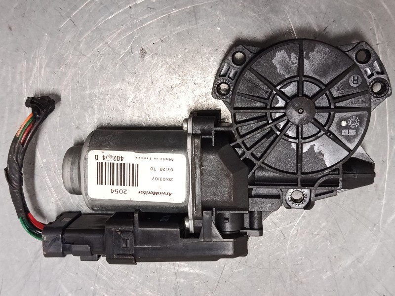 Recambio de motor elevaluna delantero izquierdo para kia cee´d hatchback (ed) 1.6 crdi 115 referencia OEM IAM 440850c 440850C 