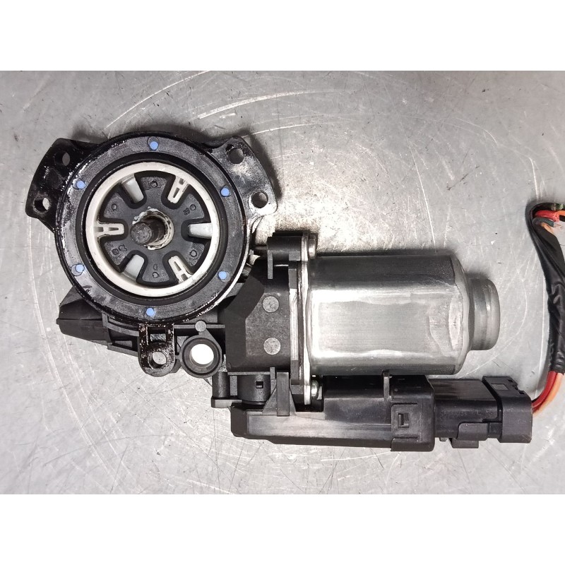 Recambio de motor elevaluna delantero izquierdo para kia cee´d hatchback (ed) 1.6 crdi 115 referencia OEM IAM 440850c 440850C 