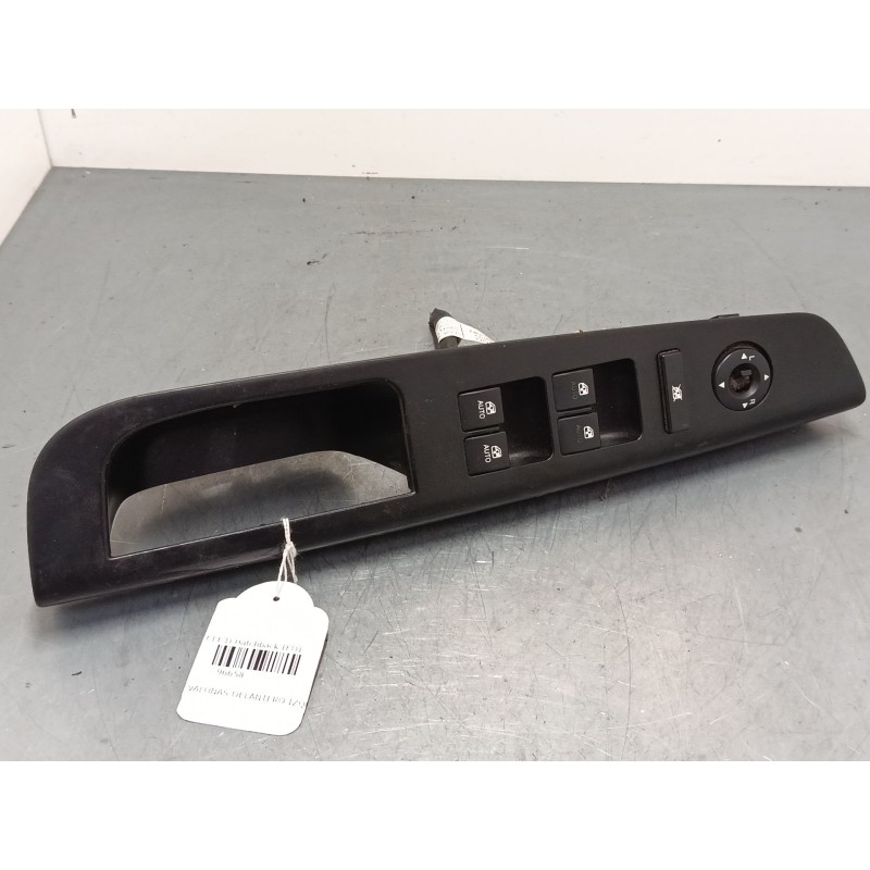Recambio de mando elevalunas delantero izquierdo para kia cee´d hatchback (ed) 1.6 crdi 115 referencia OEM IAM 369490  