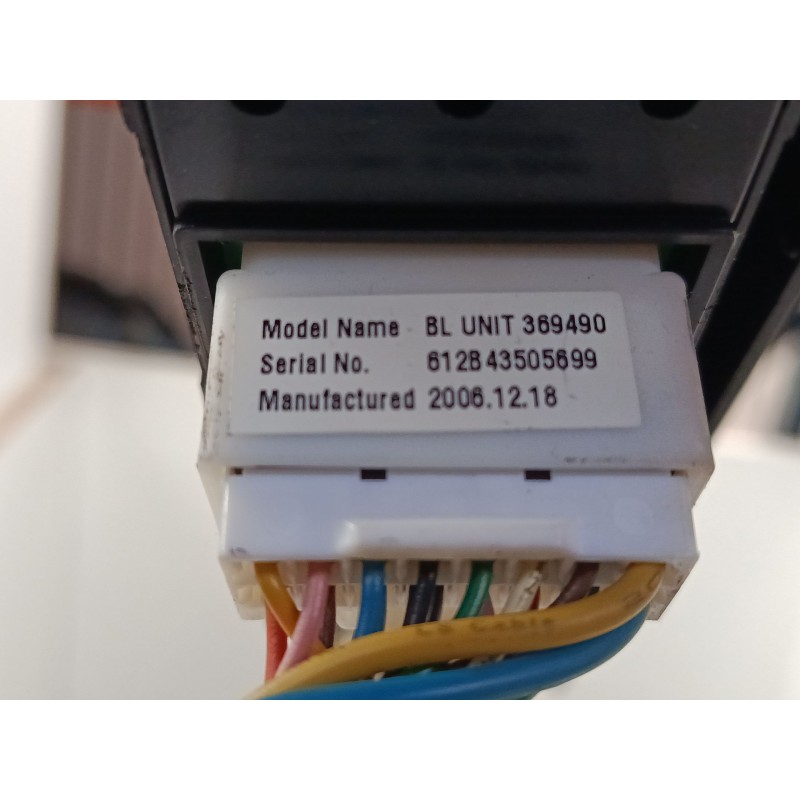 Recambio de mando elevalunas delantero izquierdo para kia cee´d hatchback (ed) 1.6 crdi 115 referencia OEM IAM 369490  