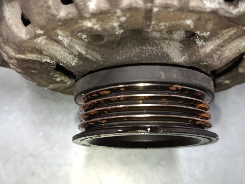 Recambio de alternador para hyundai getz (tb) 1.1 referencia OEM IAM 0124220008  