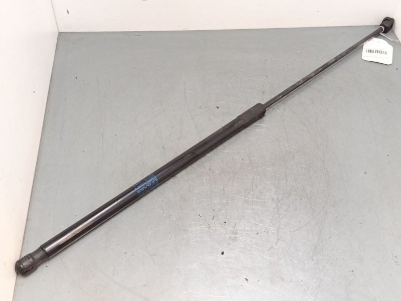 Recambio de amortiguadores capo para audi a3 sportback (8pa) 2.0 tdi 16v referencia OEM IAM 265N  