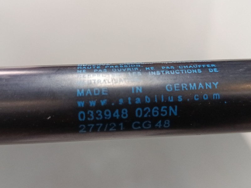 Recambio de amortiguadores capo para audi a3 sportback (8pa) 2.0 tdi 16v referencia OEM IAM 265N  