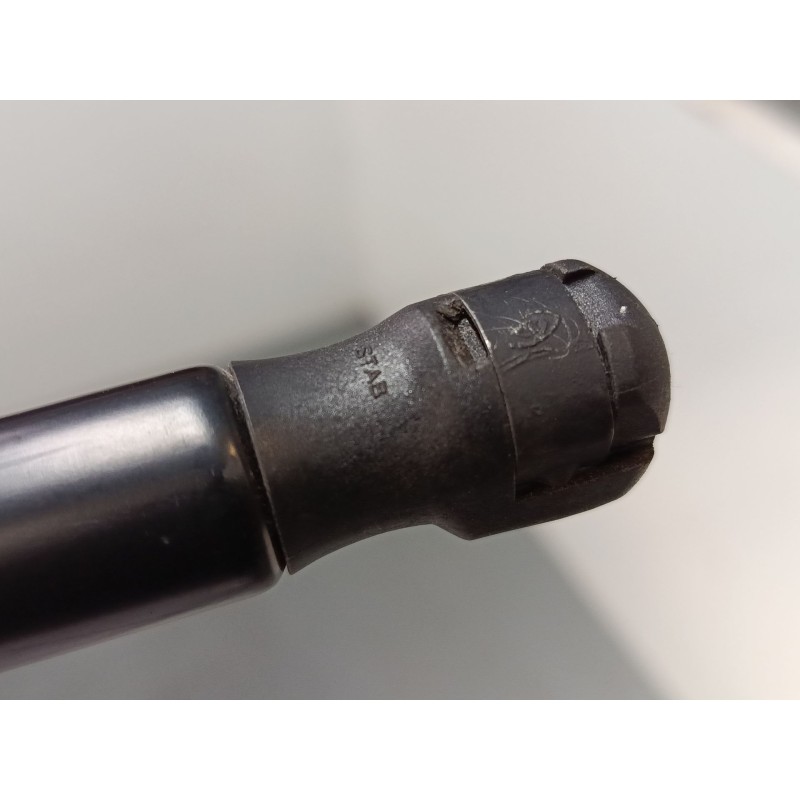 Recambio de amortiguadores capo para audi a3 sportback (8pa) 2.0 tdi 16v referencia OEM IAM 265N  