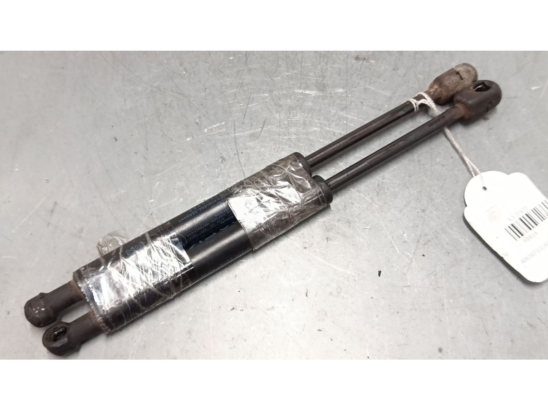 Recambio de amortiguadores capo para bmw x3 (e83) 2.0 sd referencia OEM IAM 720N  