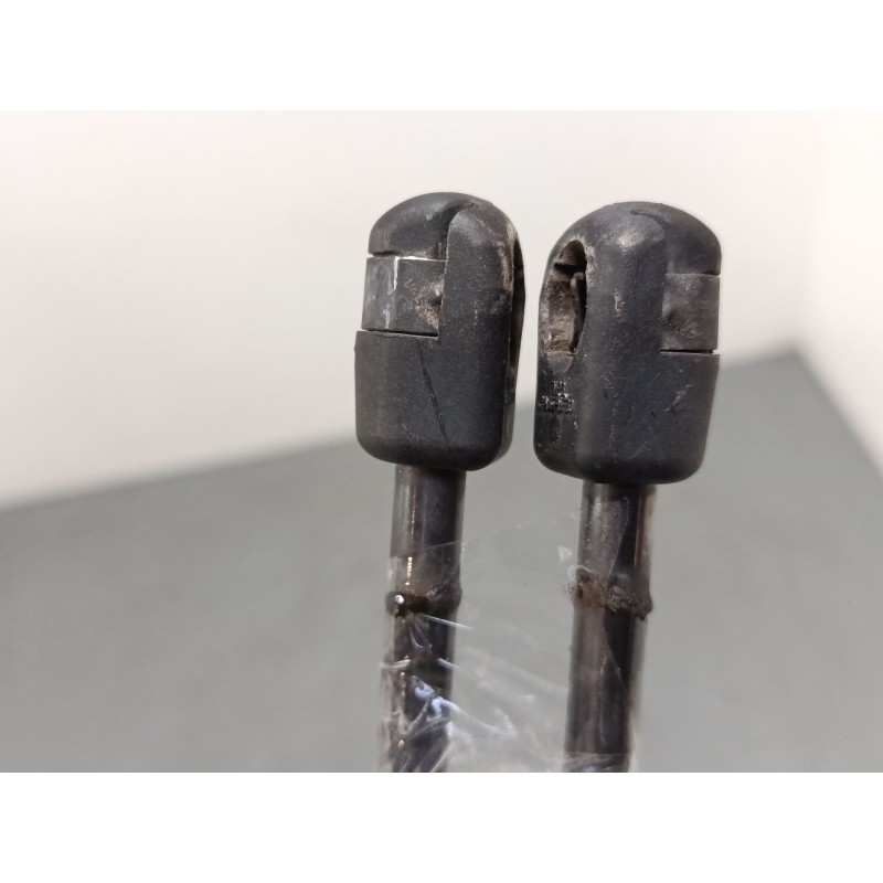 Recambio de amortiguadores malet/porton para ford fiesta vi (cb1, ccn) 1.25 referencia OEM IAM 325N  