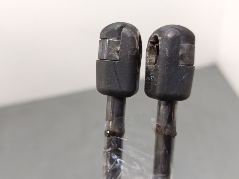 Recambio de amortiguadores malet/porton para ford fiesta vi (cb1, ccn) 1.25 referencia OEM IAM 325N  