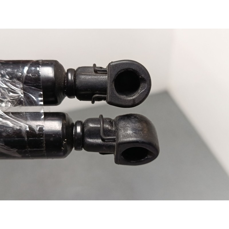 Recambio de amortiguadores malet/porton para renault clio i (b/c57_, 5/357_) 1.4 referencia OEM IAM   