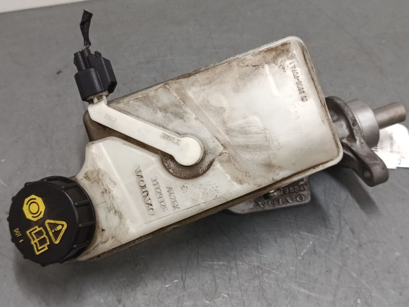 Recambio de bomba freno para volvo v40 hatchback (525) d2 referencia OEM IAM   