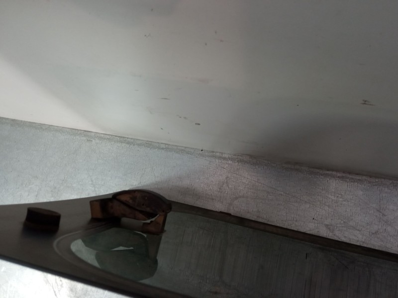 Recambio de luna maletero derecha para ford tourneo connect 1.8 tdci referencia OEM IAM   