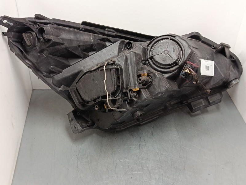 Recambio de faro izquierdo para opel corsa d (s07) 1.2 (l08, l68) referencia OEM IAM 13446801  