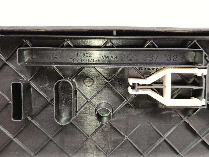 Recambio de caja reles / fusibles para seat ibiza v (kj1, kjg) 1.0 referencia OEM IAM 2Q0937132A  