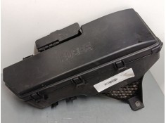 Recambio de caja reles / fusibles para volvo s60 i (384) d5 referencia OEM IAM 9494210  