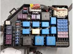 Recambio de caja reles / fusibles para hyundai tucson (jm) 2.0 referencia OEM IAM 912102E101   2